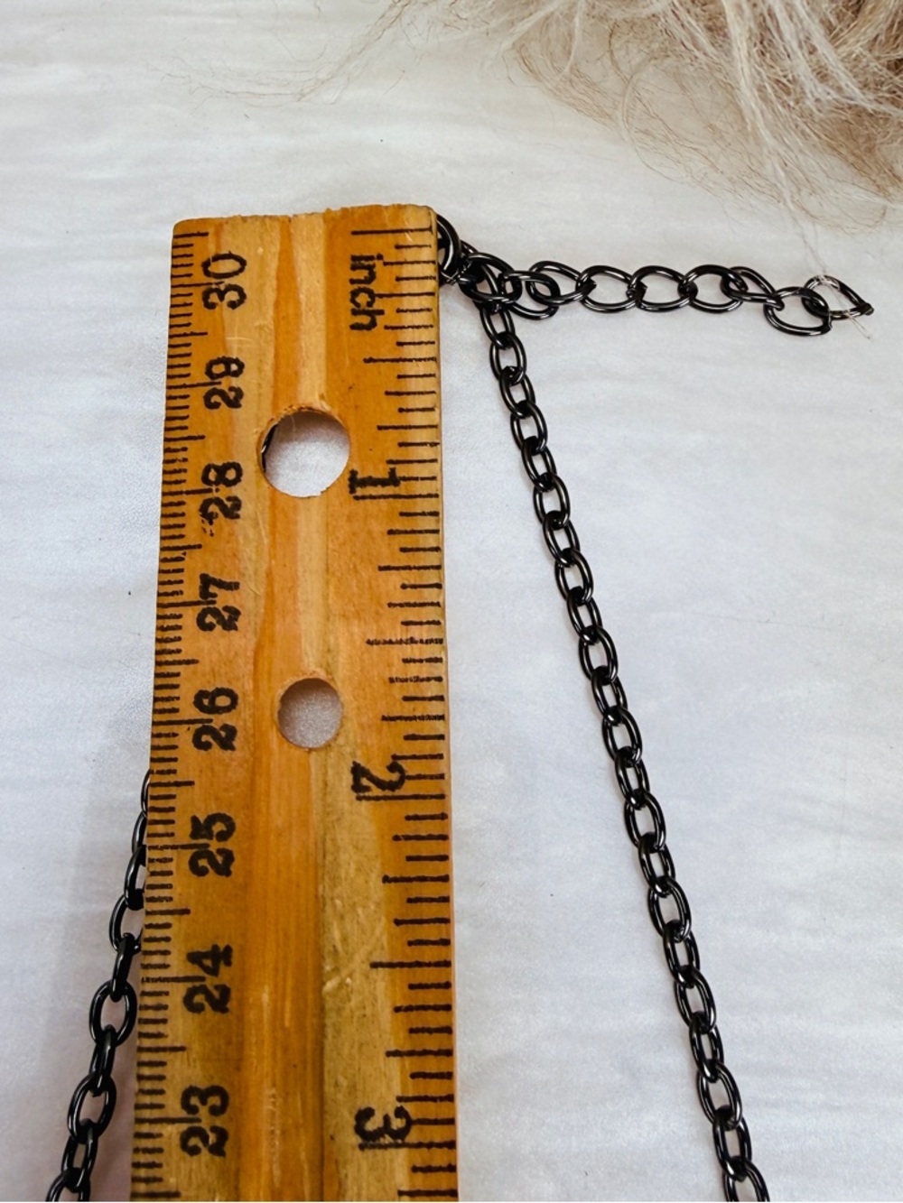 Gorgeous gunmetal tone, filigree, weighted costume statement necklace - Picture 5 of 6